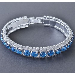 Plaqué argent : Bracelet aux zirconium bleu saphir sertis
