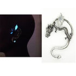 Fluorescent pour ce dragon d'oreille - gothique||Fluorescent pour ce dragon d'oreille - gothique