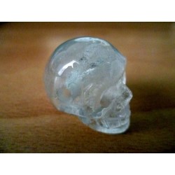 Collier Crane de cristal blanc naturel percé  - Avec ses veinures craquelées3 x 2.7 x 2cm. Percé pour le porter en collier. 23