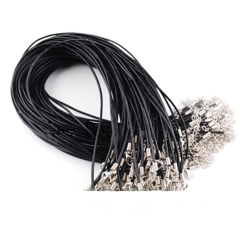 Tour de cou en Cuir noir 42 cm