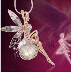 Collier avec pendentif et sa chaîne.
Matériaux : alliage et émail
Pierres : cristal et strass

Longueur chaîne : 85cm 
Vous