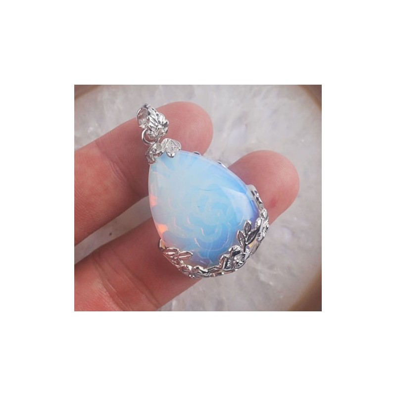 Pendentif opaline