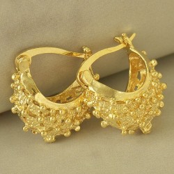 Or 9ct pour ces boucles d'oreilles magnifique - Créoles en vrille