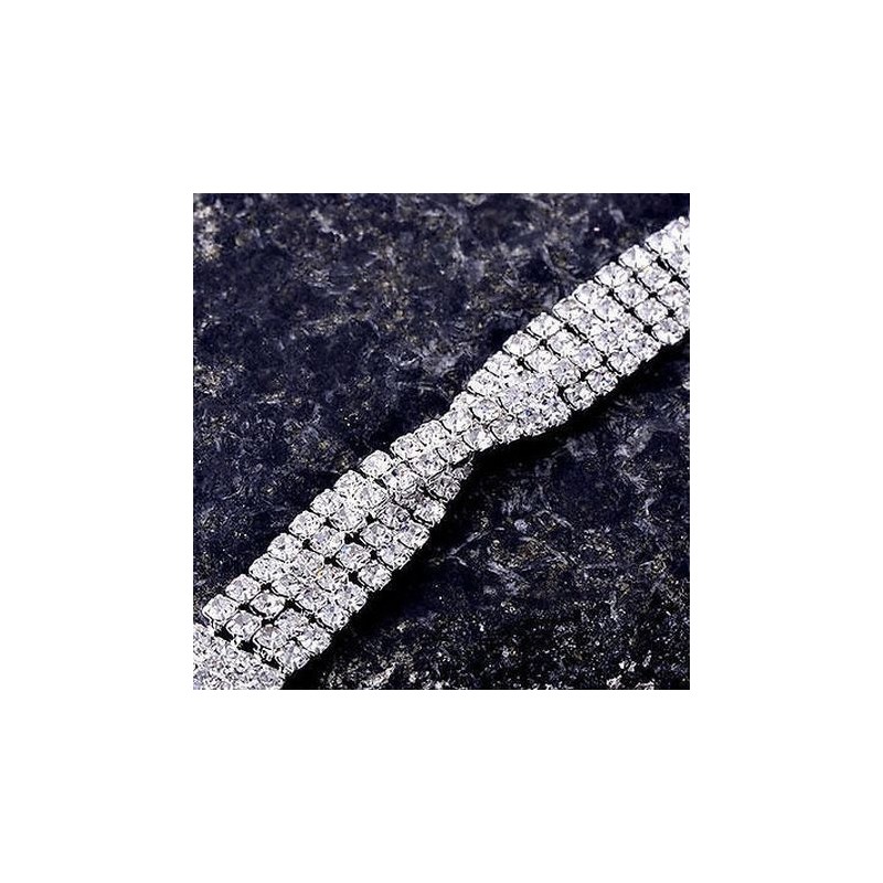 Bracelet " Rivière de diamant" torsadé - Strass fantaisie - Or blanc rempli