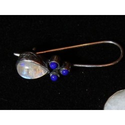 Parure Pierre de Lune : Pendentif + Boucles d'oreille avec Lapis lazuli montés sur argent massif 925. Une merveille à ne pas man