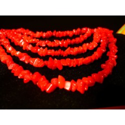  fermoir en S - 5 rangs sur le devant : 16 à 32 cm||Collier de chips de corail rouge