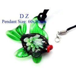 Superbe pendentif POISSON en verre. Divers coloris. D'autres modèles. Collier