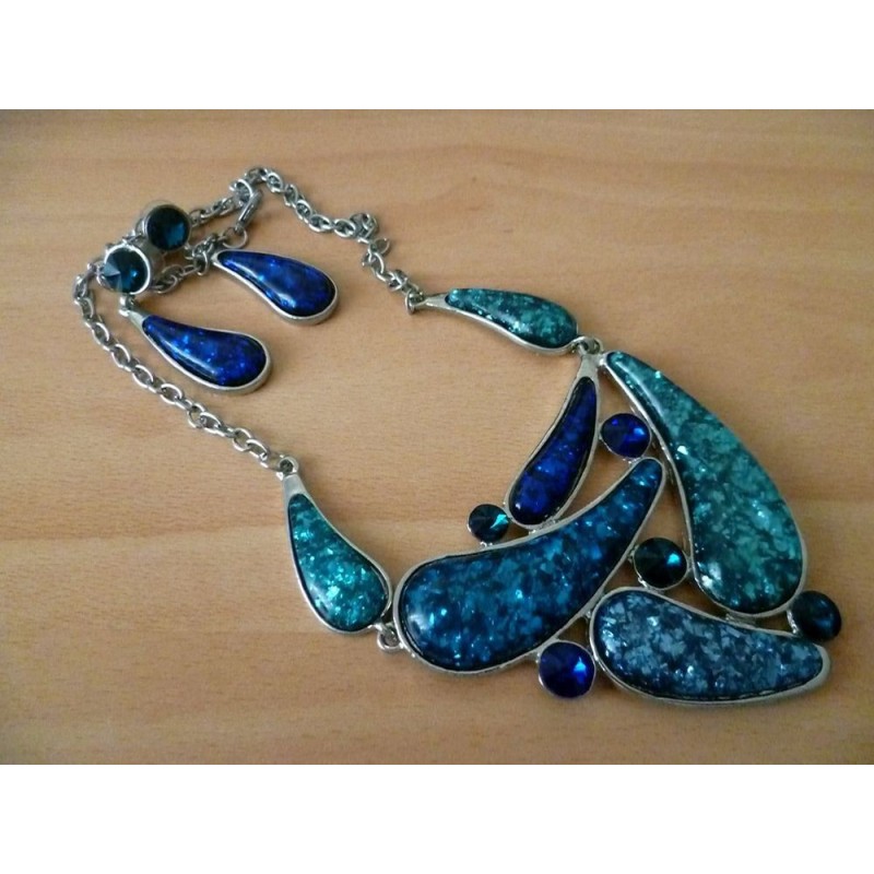 Parure : Collier + Boucles d'oreilles fantaisies